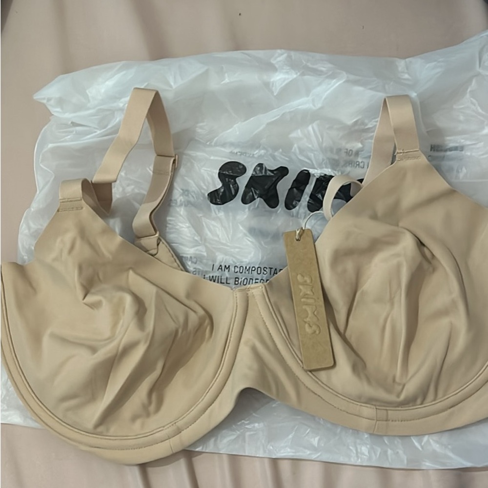 Skims Fits Everybody  Unlined Demi bra